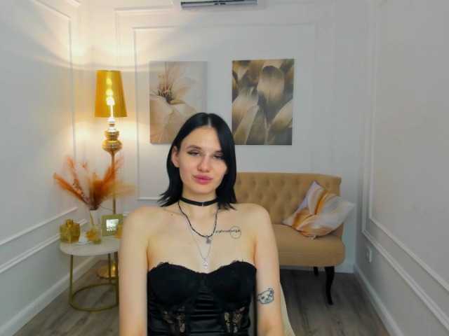 AlicePertim live cam on BongaCams