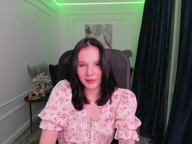 AlicePertim live cam on BongaCams