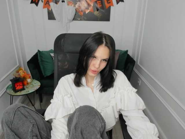 AlicePertim live cam on BongaCams