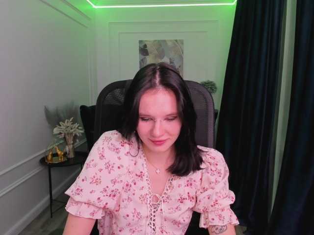 AlicePertim live cam on BongaCams