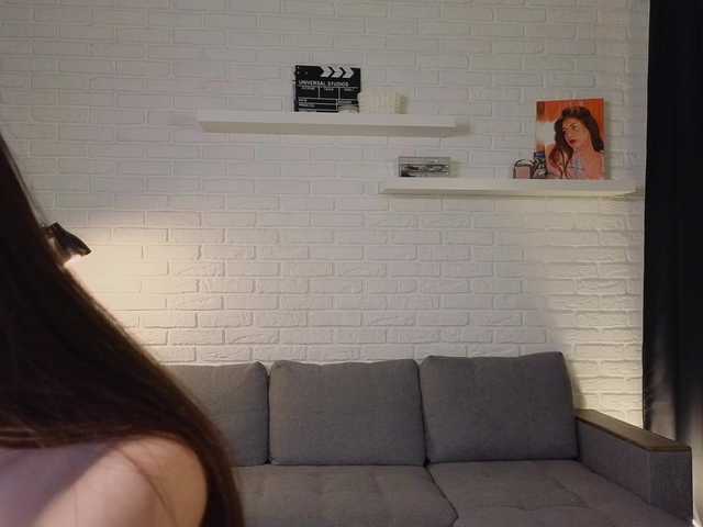 qwwwelbi's BongaCams show and profile