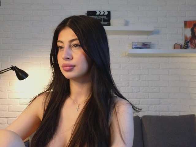 стрип от qwwwelbi