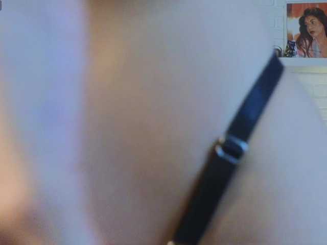 qwwwelbi live cam on BongaCams