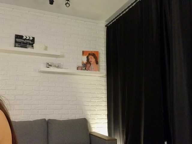 qwwwelbi's BongaCams show and profile