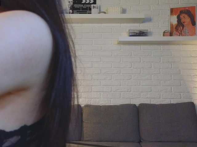 qwwwelbi live cam on BongaCams