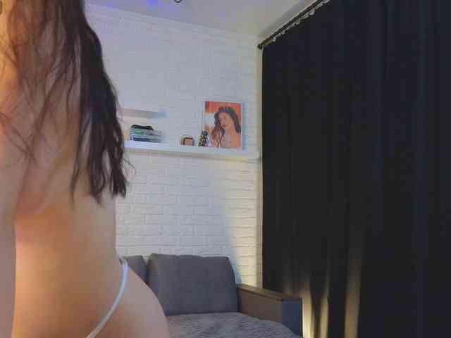 qwwwelbi Sex Cam Show