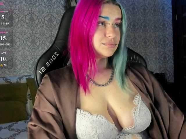 Neon-Baddie, en directo ahora en BongaCams