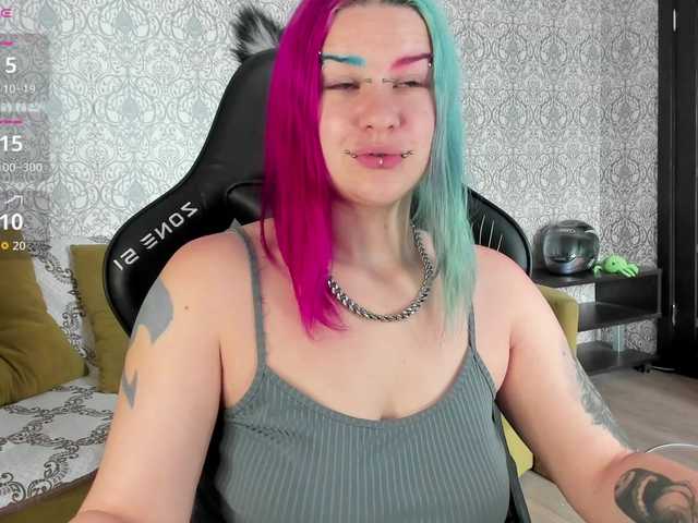 Neon-Baddie