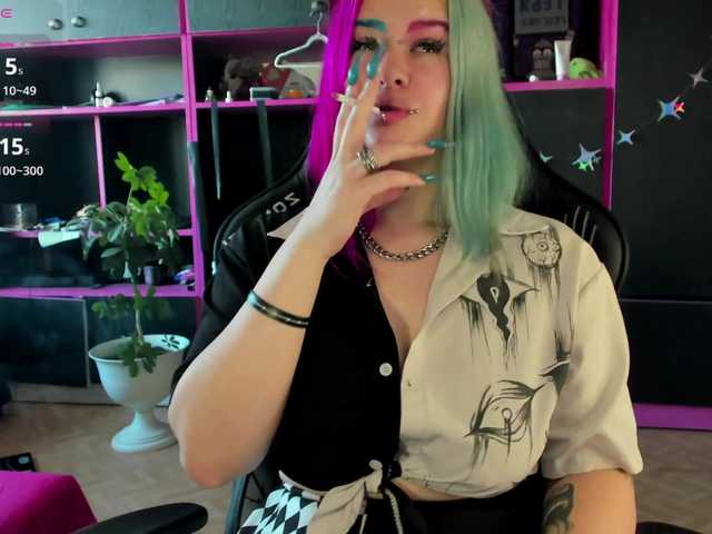 Neon-Baddie live webcam show