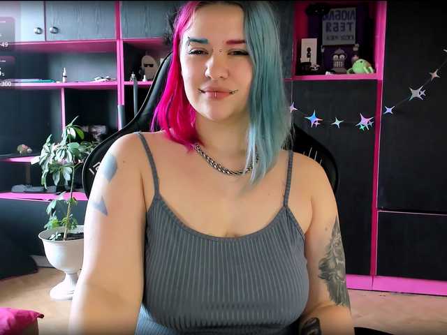 Neon-Baddie live cam on BongaCams
