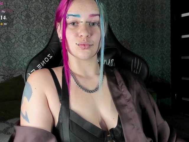 Neon-Baddie