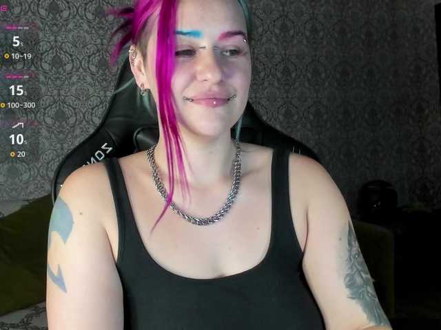 Neon-Baddie