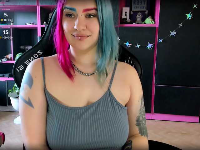Neon-Baddie