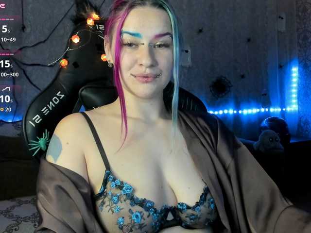Neon-Baddie live cam on BongaCams