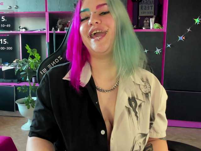 Neon-Baddie