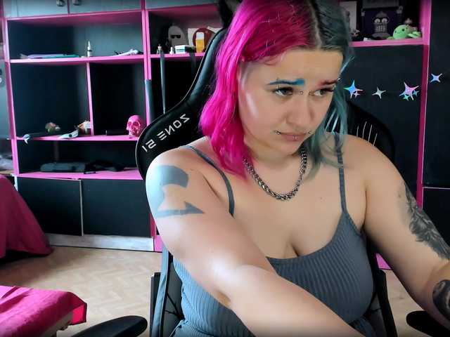Neon-Baddie