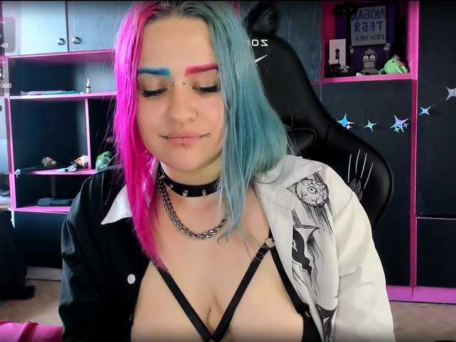 Neon-Baddie