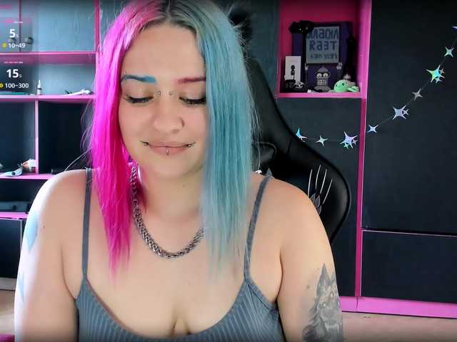 Neon-Baddie