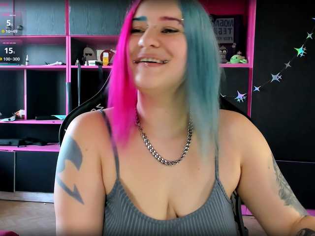 Neon-Baddie