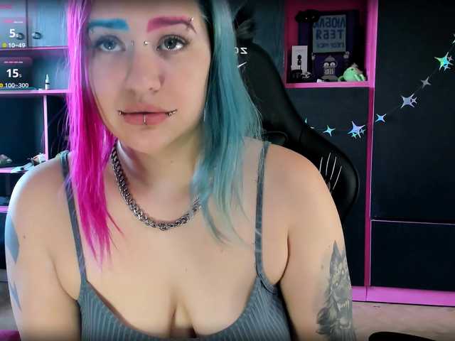 Neon-Baddie