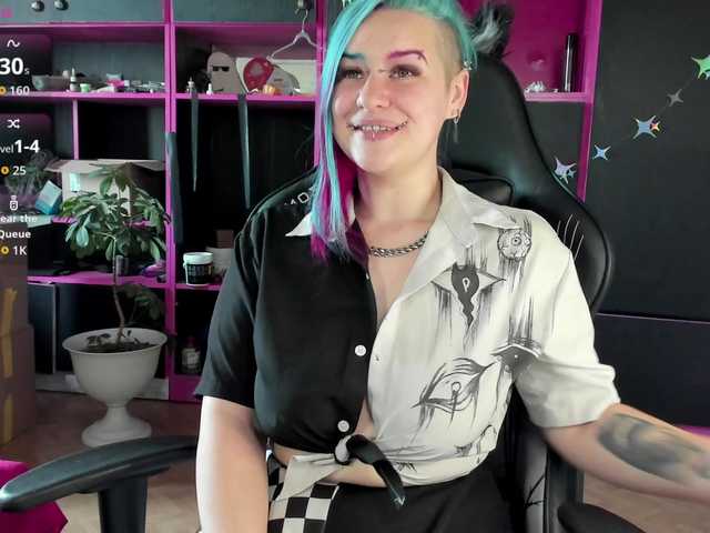 Neon-Baddie live cam on BongaCams