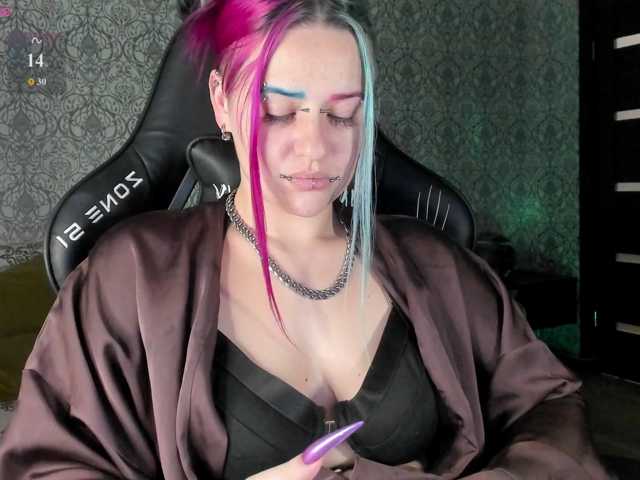 Neon-Baddie