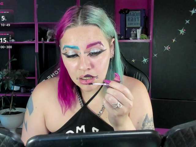 Neon-Baddie live webcam show