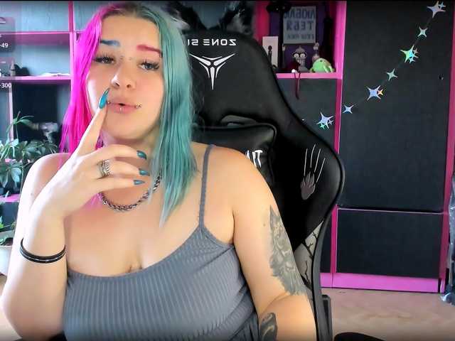Neon-Baddie live cam on BongaCams
