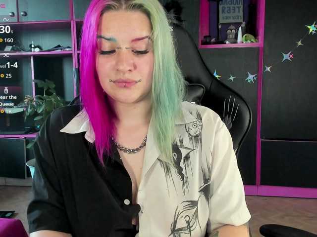Neon-Baddie