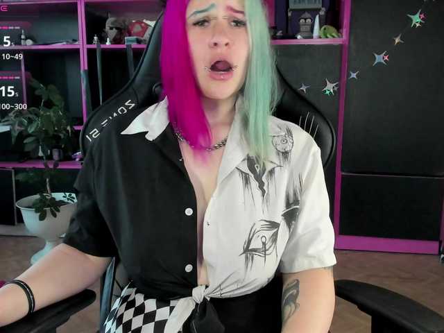 Neon-Baddie