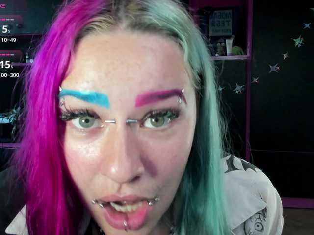 Neon-Baddie live webcam show