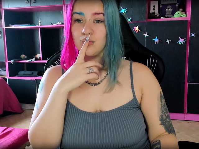 Neon-Baddie