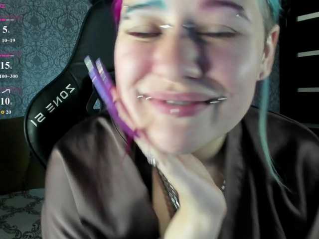 Neon-Baddie live cam on BongaCams