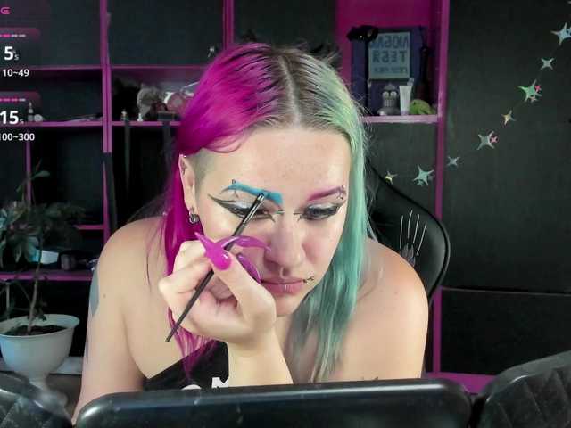 Neon-Baddie