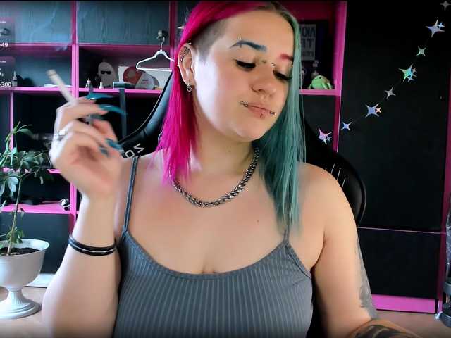 neon-baddie live sex show