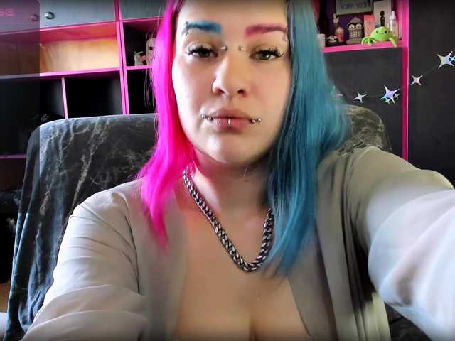 Neon-Baddie