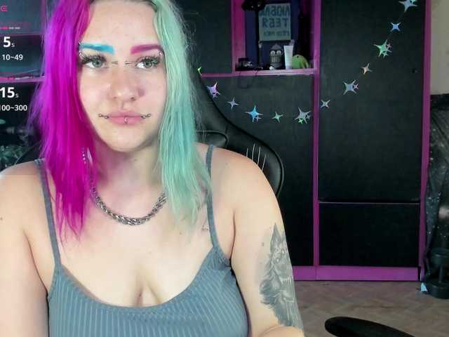 Neon-Baddie live webcam show