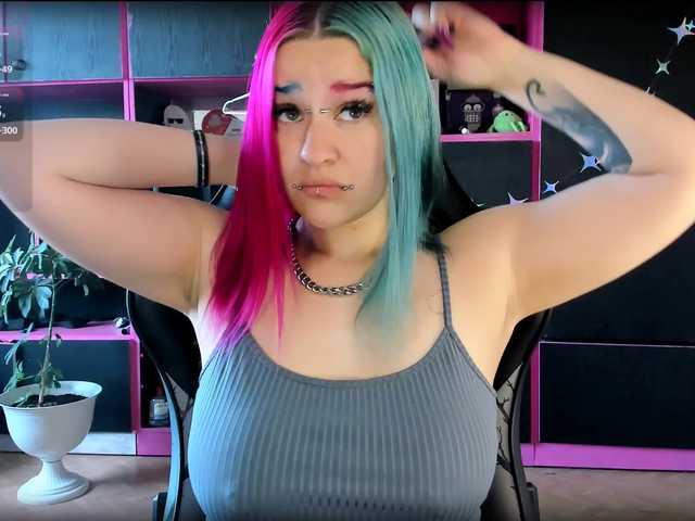 Neon-Baddie live cam on BongaCams