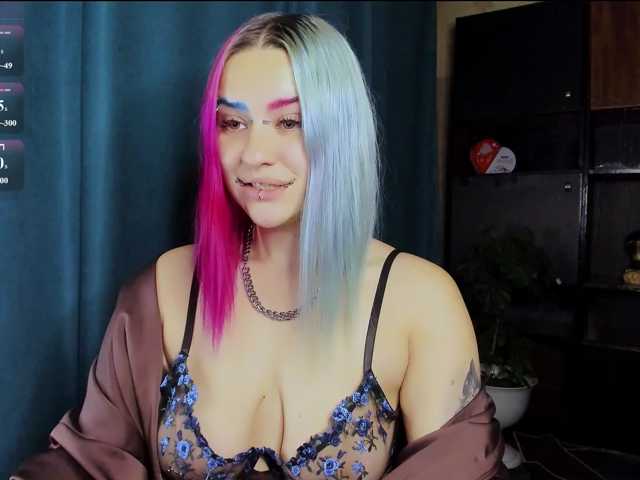 Neon-Baddie live cam on BongaCams