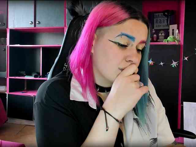 Neon-Baddie