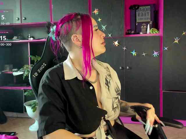 Neon-Baddie webcam
