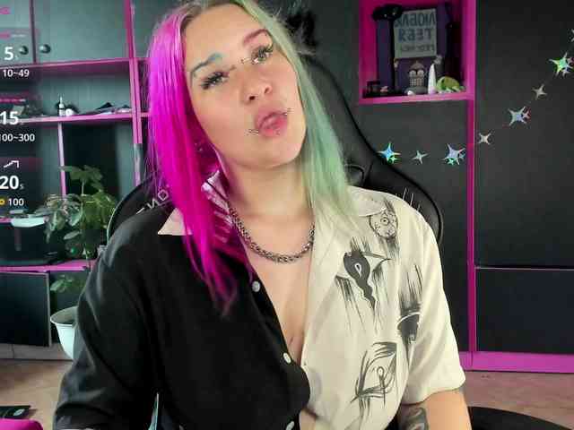 Neon-Baddie webcam
