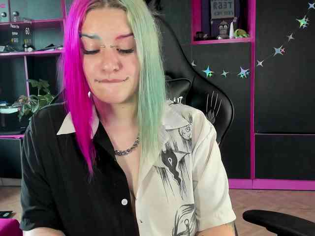 Neon-Baddie webcam
