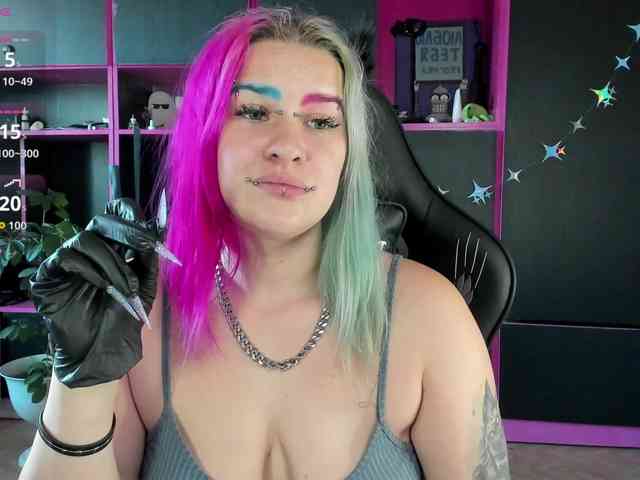Neon-Baddie webcam