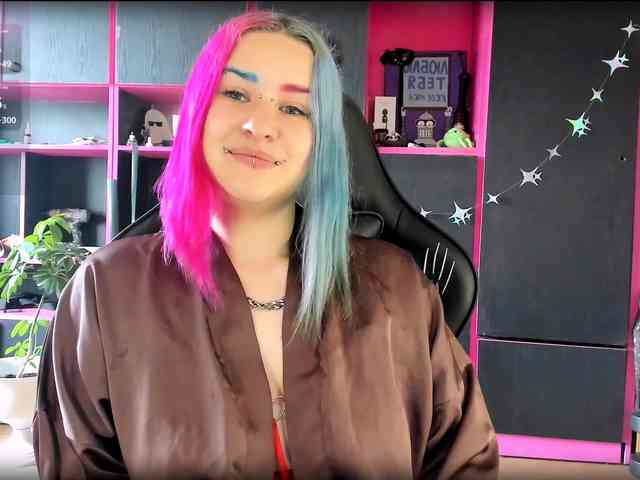 Neon-Baddie webcam