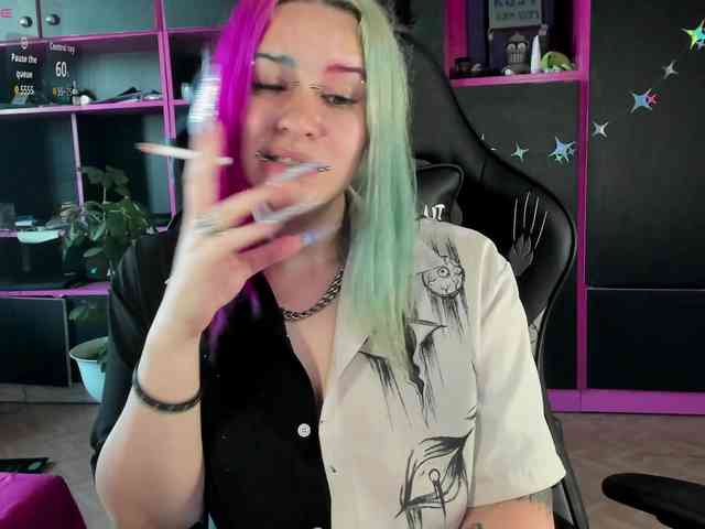 Neon-Baddie Neon-Baddie