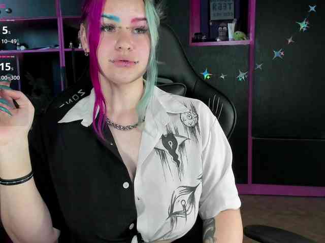 Neon-Baddie