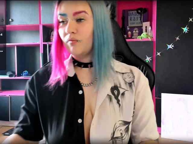 Neon-Baddie webcam