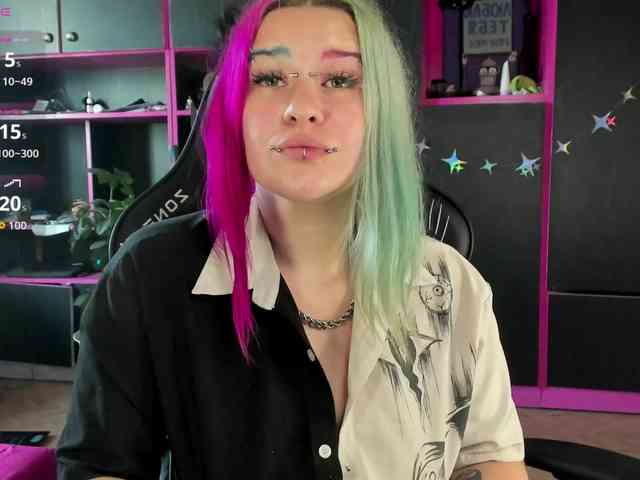 Neon-Baddie webcam