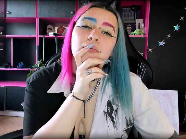 Neon-Baddie webcam
